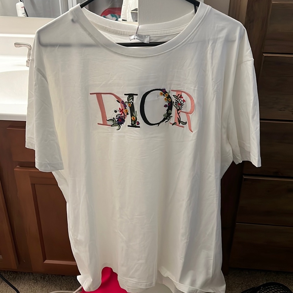 Dior t shirt